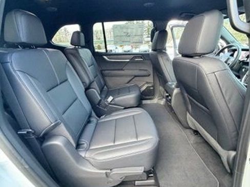 New 2026 GMC Acadia Elevation w/ Elevation Premium Package image 16