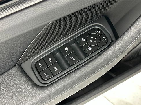 New 2025 Porsche Panamera image 26
