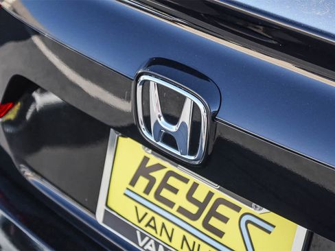 Used 2022 Honda Accord LX image 11