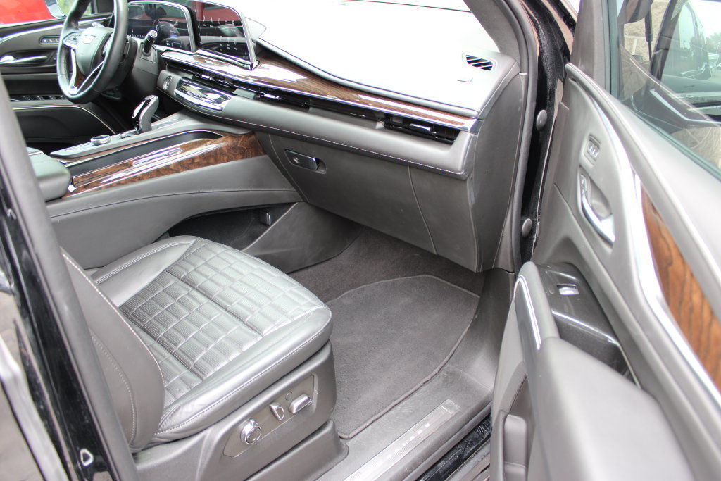 Certified 2022 Cadillac Escalade Sport Platinum AWD/4WD image 58