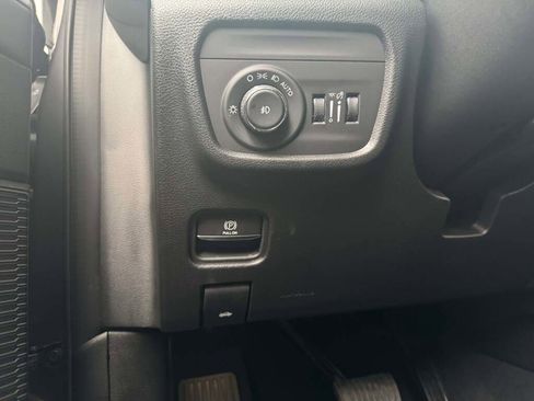 New 2025 Jeep Grand Cherokee Limited image 23