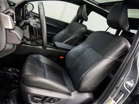 Used 2025 Toyota Camry XSE image 6