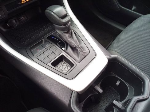 Used 2024 Toyota RAV4 LE image 22