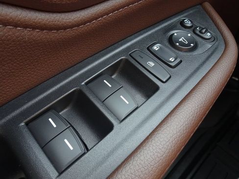 Used 2025 Honda Odyssey Elite image 25