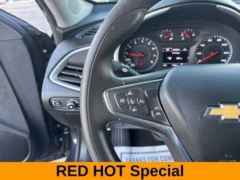 Used 2023 Chevrolet Malibu LT image 16