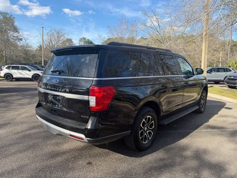 Used 2024 Ford Expedition Max XLT image 5