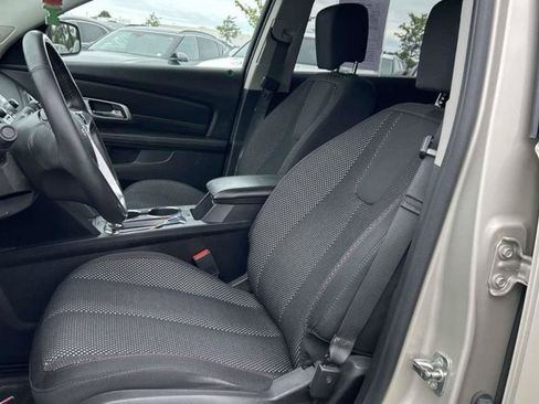 Used 2014 GMC Terrain SLE w/ Convenience Package AWD/4WD image 4