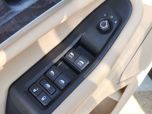 Used 2024 Jeep Grand Cherokee Limited 4xe w/ Trailer Tow Package image 32