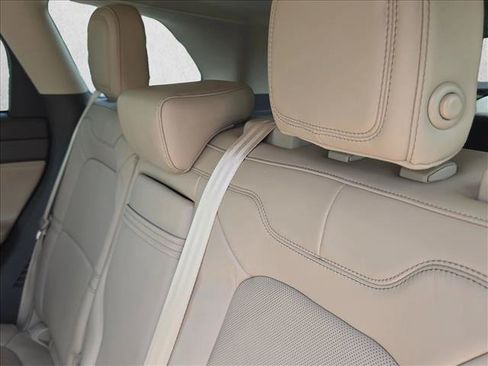 Used 2020 Lincoln Corsair Reserve w/ Elements Package FWD image 20