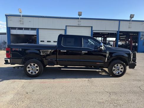 Used 2024 Ford F250 Lariat w/ Chrome Package AWD/4WD image 6