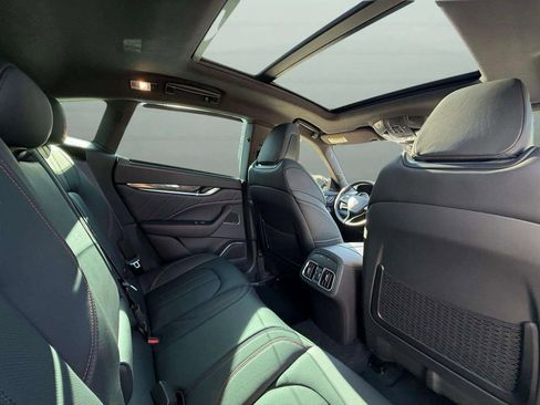 Certified 2024 Maserati Levante Modena Ultima image 24