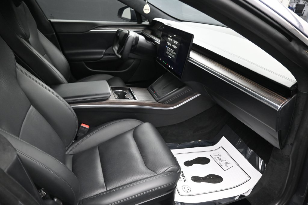 Used 2022 Tesla Model S AWD/4WD image 27