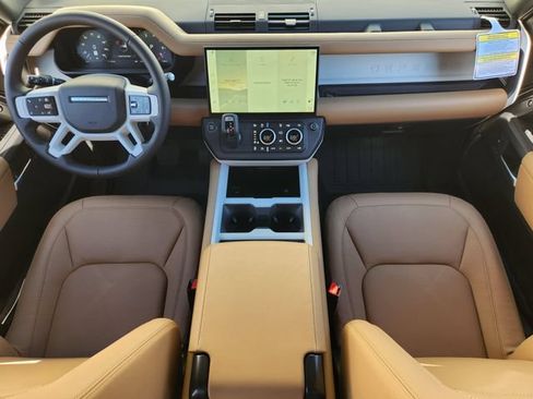 Used 2026 Land Rover Defender 130 X-Dynamic SE AWD/4WD image 25