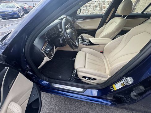 Used 2019 BMW 530i xDrive image 30