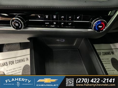 Used 2026 Chevrolet Equinox LT AWD/4WD image 28