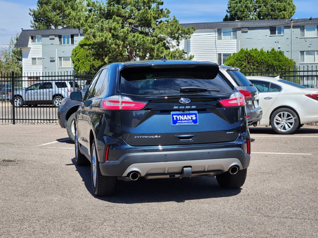 Used 2022 Ford Edge Titanium w/ Class II Trailer Tow Package AWD/4WD image 5