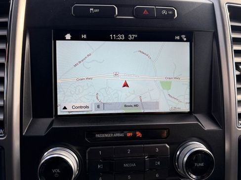 Used 2018 Ford F150 Platinum image 23