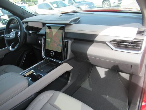 Used 2024 GMC Acadia Elevation w/ Luxury Package image 10