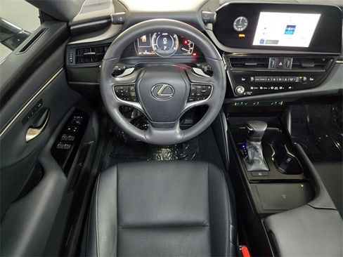 Certified 2023 Lexus ES 350 w/ Premium Package image 17