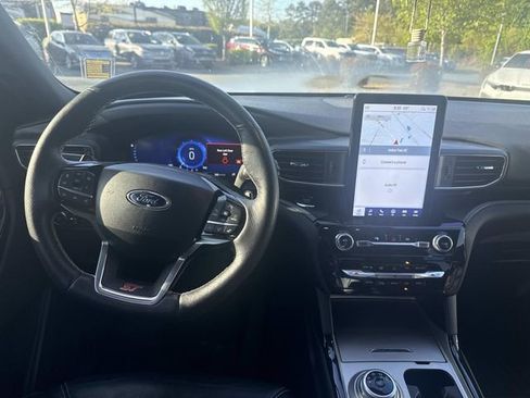 Used 2023 Ford Explorer ST w/ Equipment Group 401A image 4