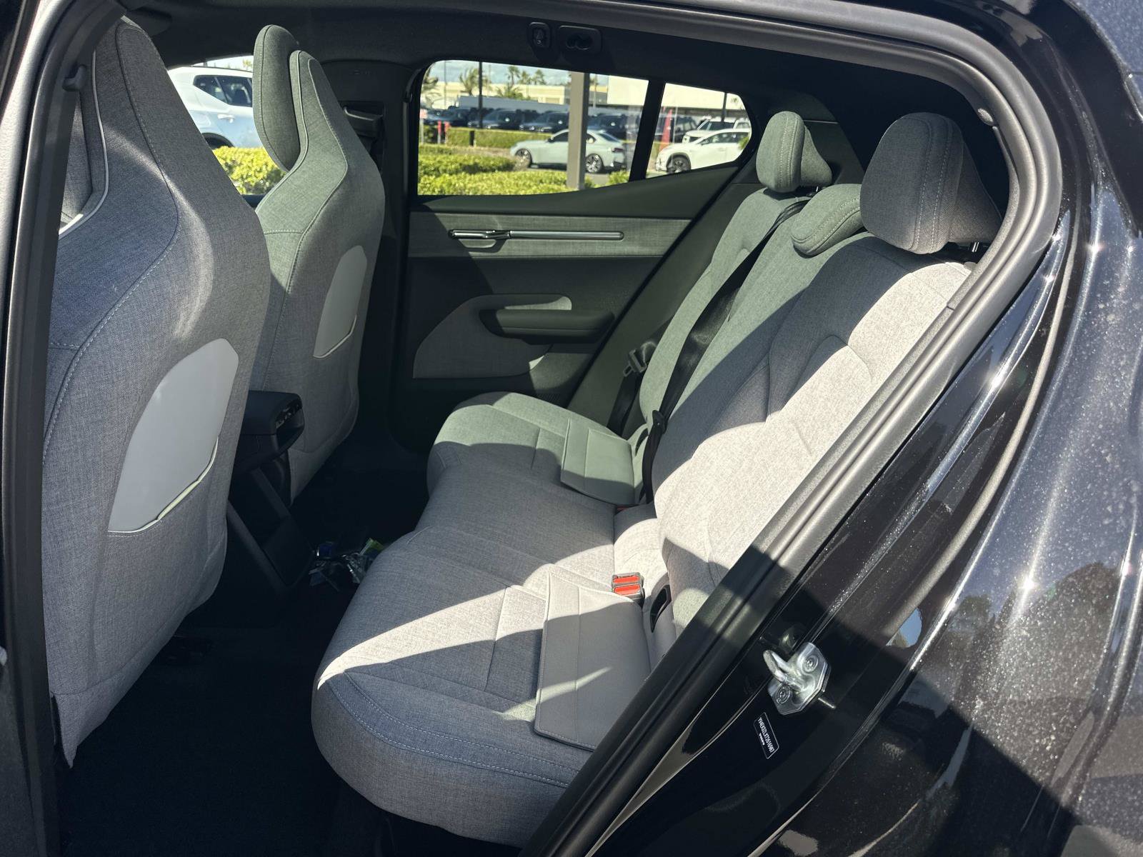 New 2026 Volvo EX30 Ultra AWD/4WD image 17