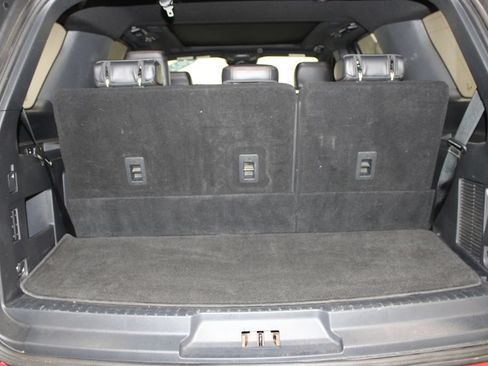 Used 2022 Ford Expedition Platinum AWD/4WD image 32