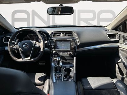 Used 2017 Nissan Maxima SR w/ Midnight Edition