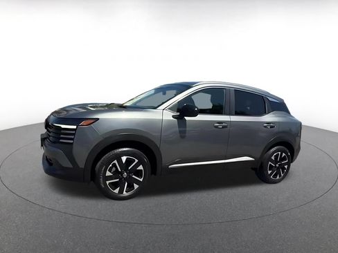 Used 2026 Nissan Kicks SV w/ Cold Weather Package AWD/4WD image 7