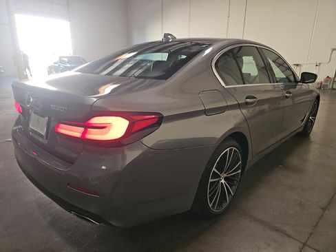 Used 2023 BMW 530i w/ Convenience Package RWD image 2