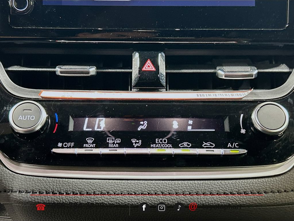 Used 2026 Toyota Corolla SE FWD image 14