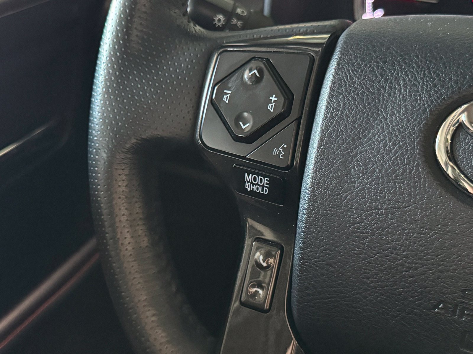 Used 2024 Toyota 4Runner TRD Pro AWD/4WD image 33