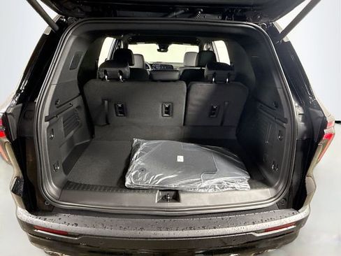 New 2026 Chevrolet Traverse LT image 26