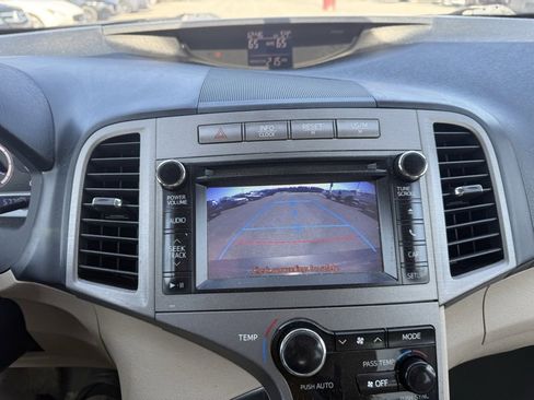 Used 2014 Toyota Venza LE w/ LE Convenience Package image 14