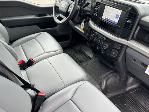 New 2026 Ford F250 XL w/ XL Chrome Package RWD image 14