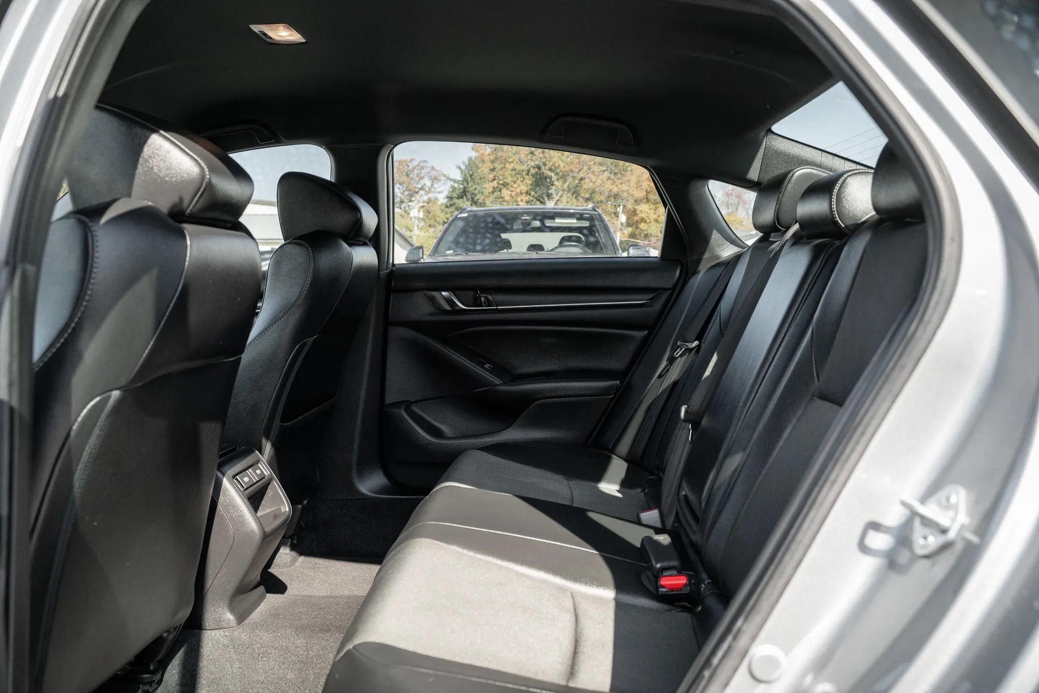Used 2021 Honda Accord Sport image 8
