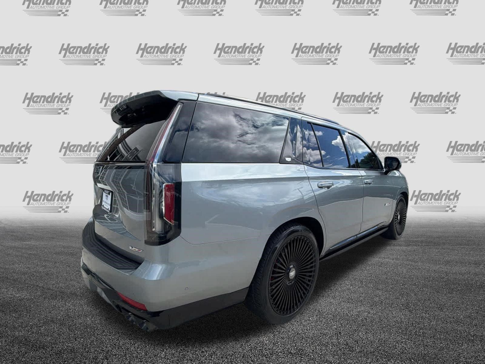 Used 2024 Cadillac Escalade V w/ LPO, ONYX Package AWD/4WD image 10