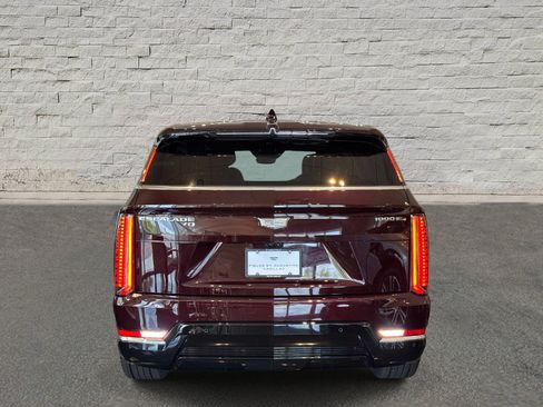 New 2025 Cadillac Escalade IQ Luxury 1 w/ LPO, Premium Carpet Package AWD/4WD image 3