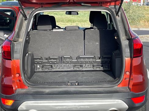 Used 2019 Ford Escape SE AWD/4WD image 11