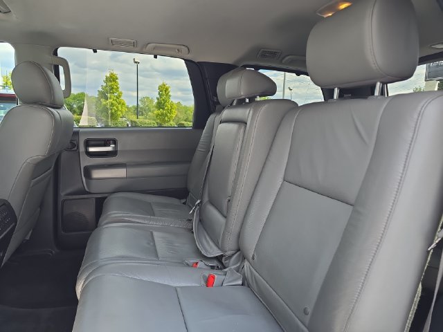 Used 2016 Toyota Sequoia Limited AWD/4WD image 22