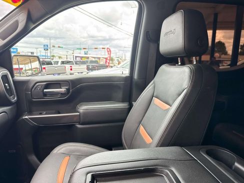 Used 2019 GMC Sierra 1500 AT4 w/ AT4 Preferred Package AWD/4WD image 17