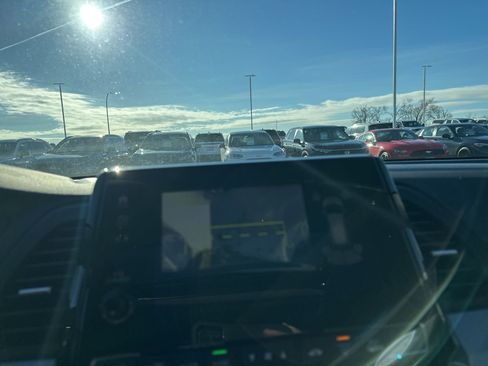 Used 2023 Honda Odyssey Touring image 52