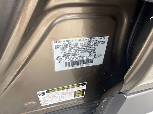 Used 2025 Nissan Kicks SV AWD/4WD image 23
