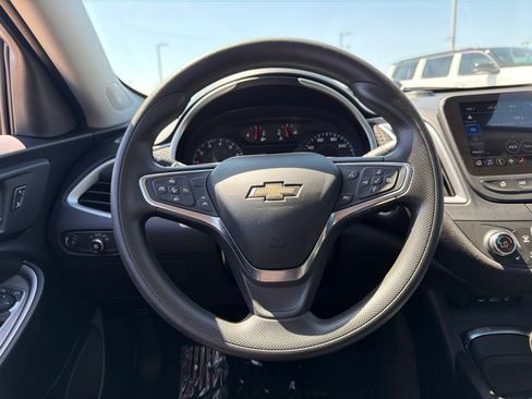 Used 2024 Chevrolet Malibu LT FWD image 20