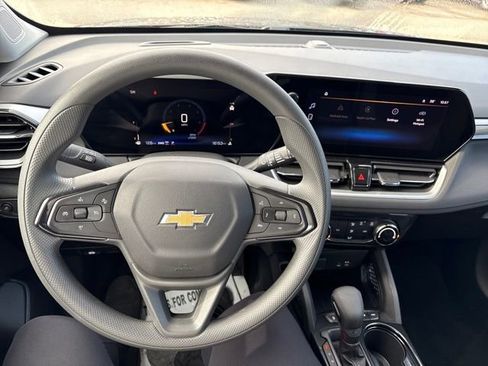 Used 2025 Chevrolet TrailBlazer LT image 10