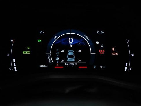 Used 2025 Toyota Camry SE image 17