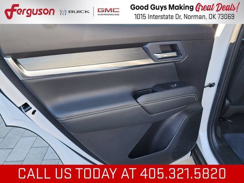 New 2027 GMC Terrain Elevation w/ Elevation Premium Package FWD image 40