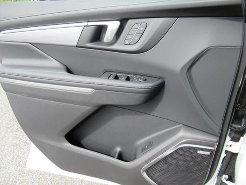 New 2026 Buick Enclave Preferred w/ Power Package image 18