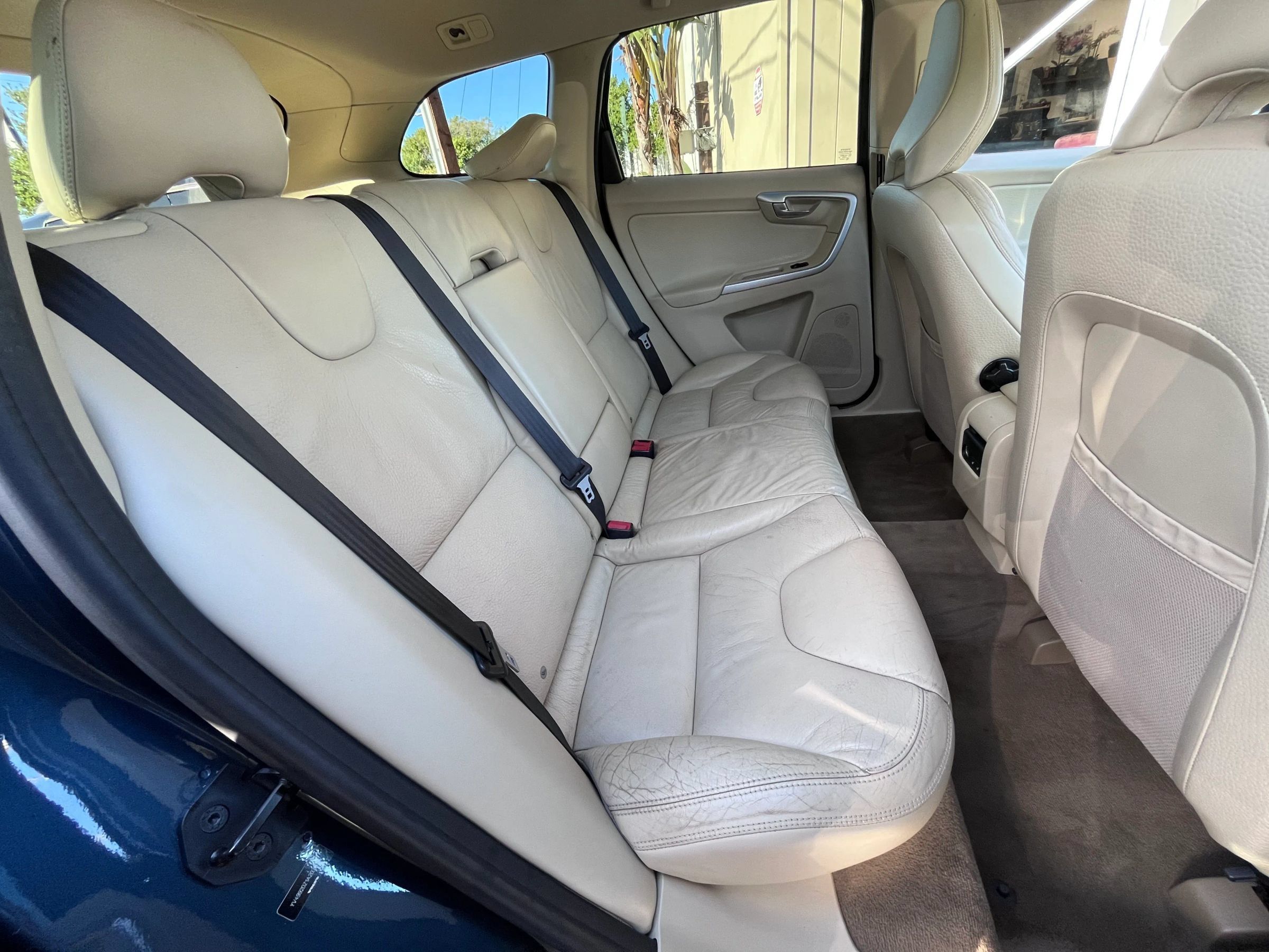 Used 2010 Volvo XC60 T6 AWD/4WD image 15