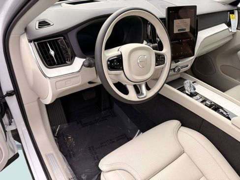 New 2026 Volvo XC60 B5 Ultra w/ Climate Package image 4