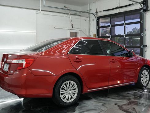 Used 2012 Toyota Camry LE w/ Preferred Accessory Pkg FWD image 7